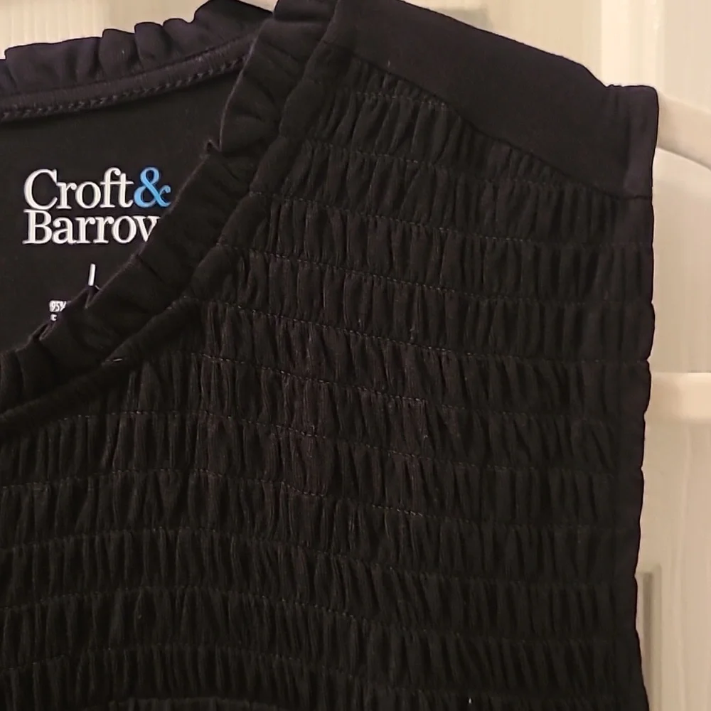CROFT AND BARROW WOMENS BLACK SLEEVELESS TOP SIZE LARGE - Picture 4 of 15